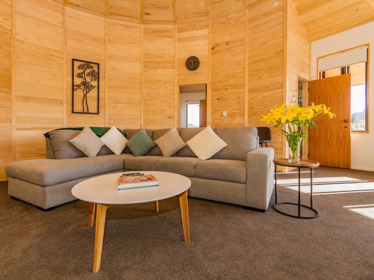 Heavenly Spa Views - Ohakune Holiday Home Экстерьер фото