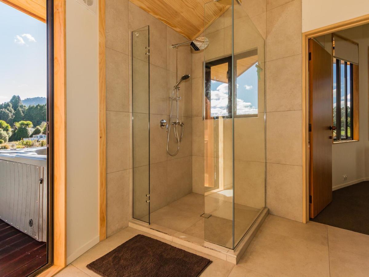 Heavenly Spa Views - Ohakune Holiday Home Экстерьер фото