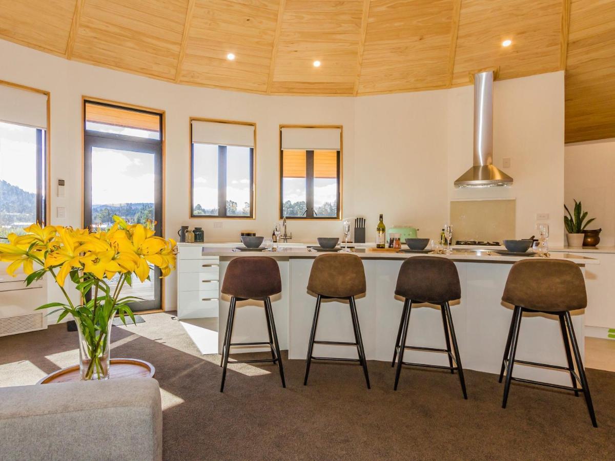 Heavenly Spa Views - Ohakune Holiday Home Экстерьер фото